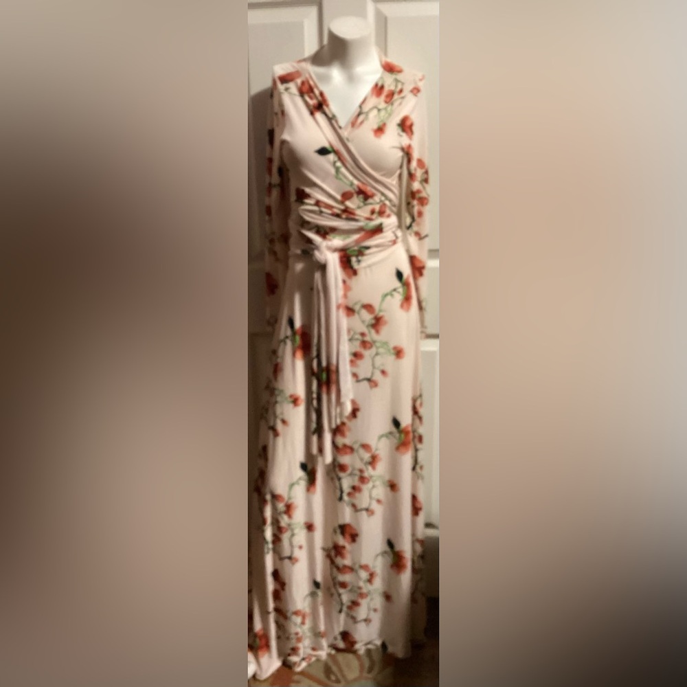 SOFT PINK WRAP DRESS WITH RED FLOWERS